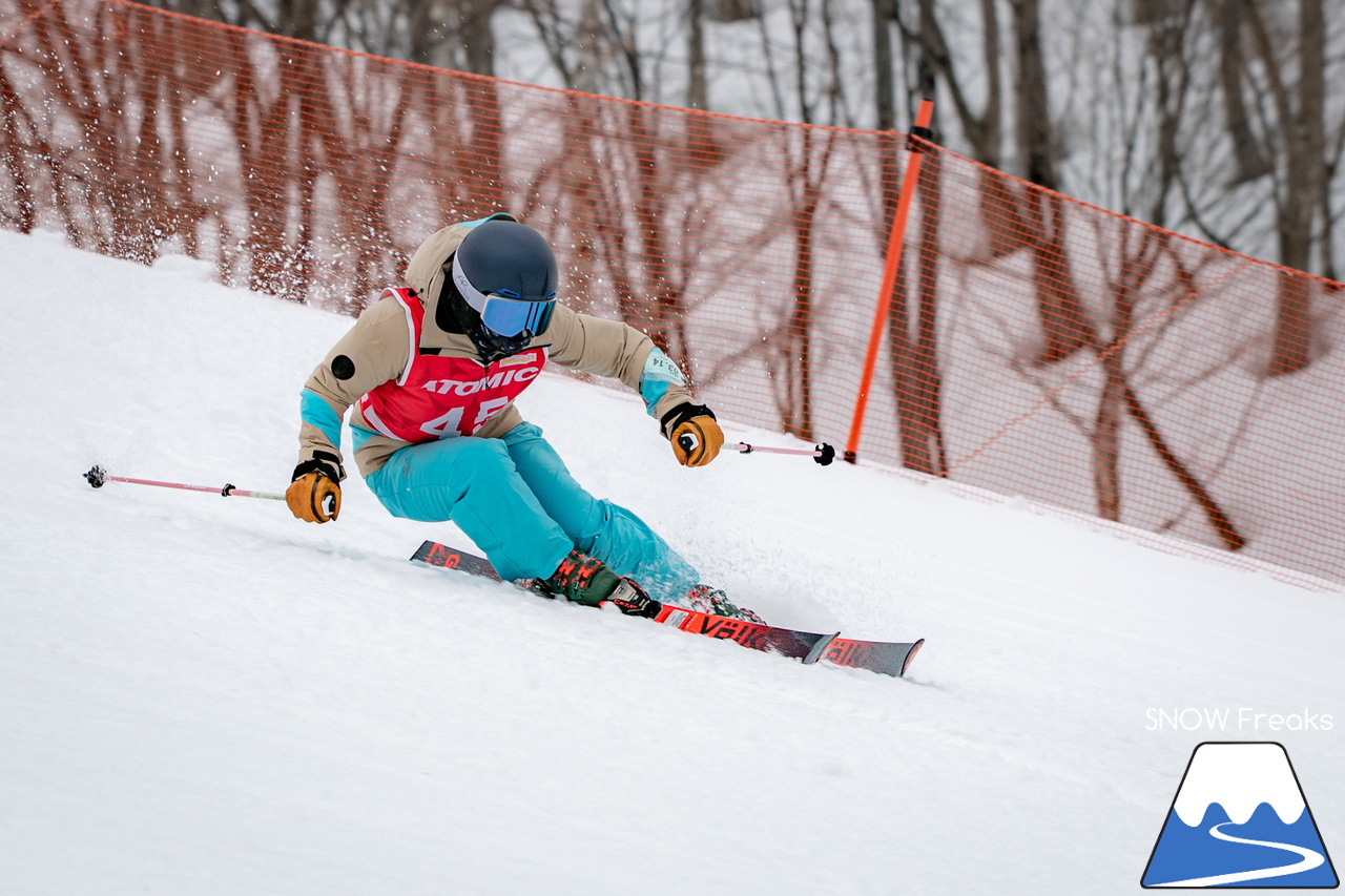 なんと約10年ぶりの「技術選」撮影?! PREMIER SKI ACADEMY presents 『2026プレミアカップ・スキー技術選』レポート！｜朝里川温泉スキー場